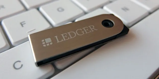 Ví Ledger là 1 trong những ví hỗ trợ lưu trữ đồng Zen trên thị trường Ví Ledger là 1 trong những ví hỗ trợ lưu trữ đồng Zen trên thị trường