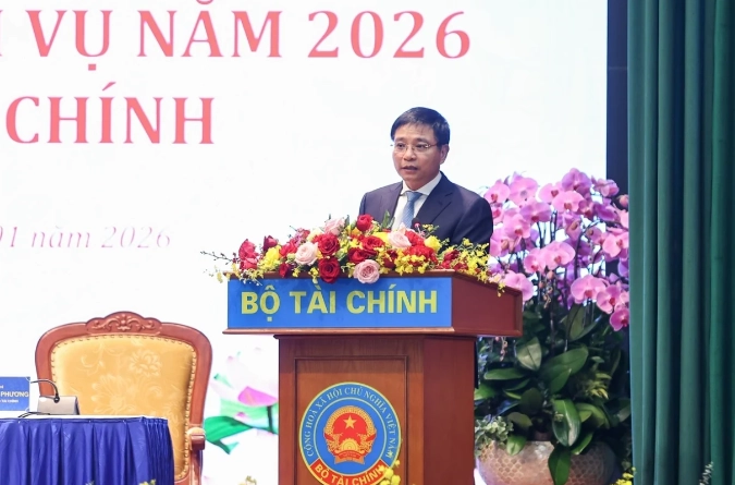 Bộ trưởng Bộ Tài chính Nguyễn Văn Thắng báo cáo tại Hội nghị