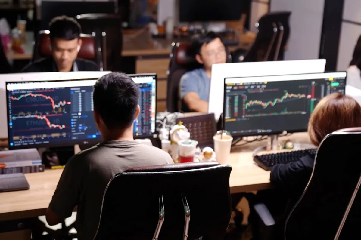 Ngân hàng Nhà nước công bố 15 dấu hiệu đáng ngờ trong giao dịch crypto